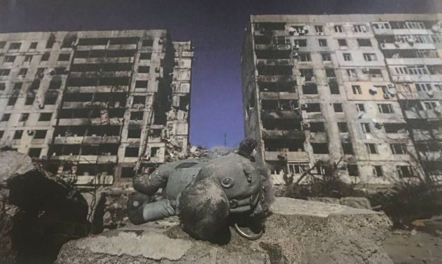 Встановили факт знищення: ще дві багатоповерхівки Оріхова додані в перелік тих, які не підлягають відновленню