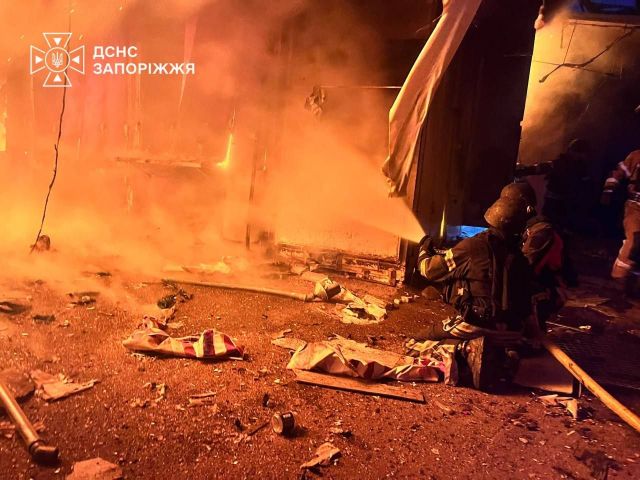 Вже двоє загиблих: ворог вдарив безпілотниками по приватному сектору Запоріжжя