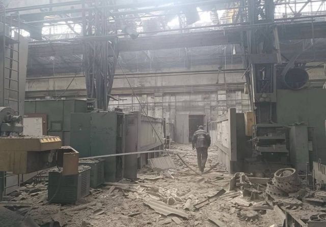 Попали по підприємству: у Запоріжжі поранень зазнали 33 працівника