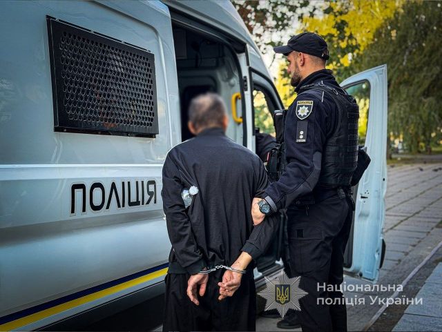 Не хотів дбати про матір: у смерті запоріжанки підозрюється її син