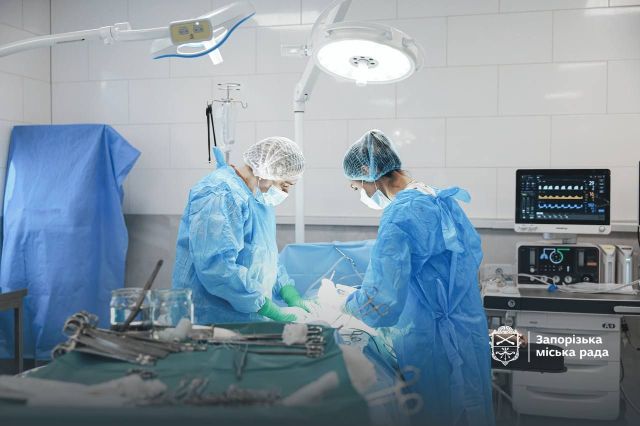 Операцій більше, ніж пацієнтів: в запорізькому медзакладі лікують будь-які складнощі новоутворень