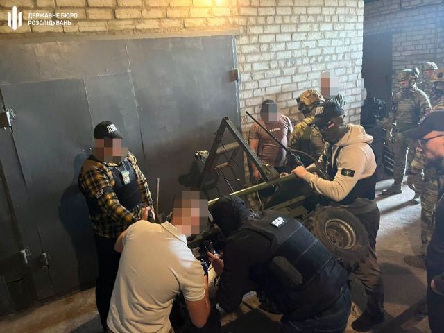 НРК за оголошенням: на Запоріжжі викрили військовослужбовців, які продавали військову техніку в інтернеті