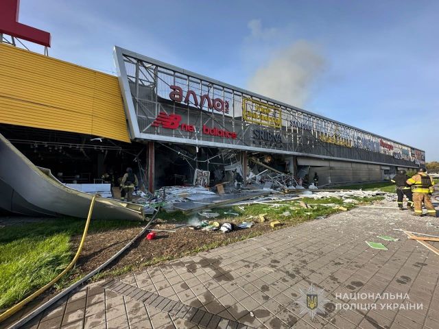 908 ударів за добу: ворог продовжує руйнувати міста і села Запорізької області